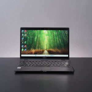 Fujitsu LifeBook U9310 | Core i5 Gen 10 | RAM 8GB | 256GB SSD | 13.3